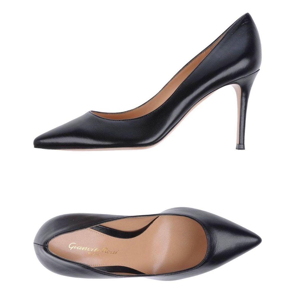 Gianvito Rossi black leather pumps